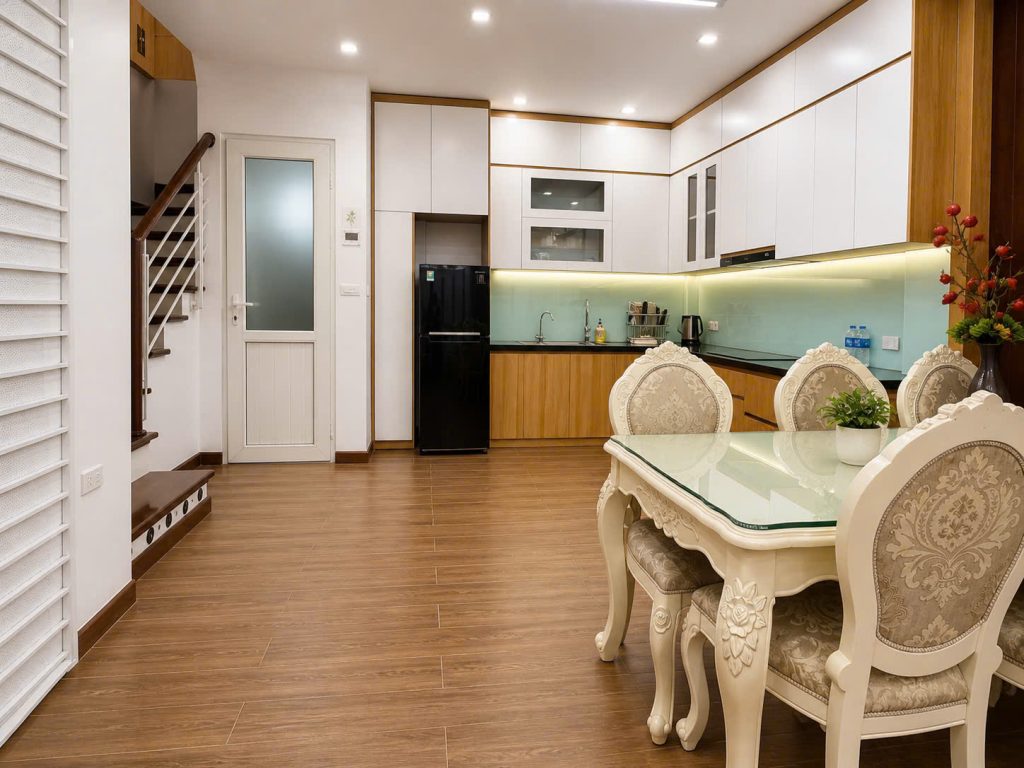 Nhà riêng cao cấp 3 Ngủ 60m2 ngõ 175 Lạc Long Quân - ảnh 5