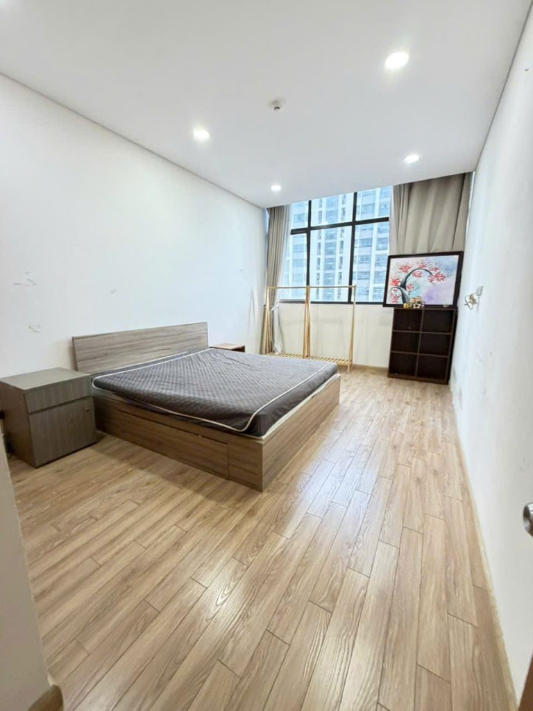 Chung cư 186m2- 3 Ngủ- Dolphin Plaza Nguyễn Hoàng-CTV6566- (Tháng 10 cho thuê lại)