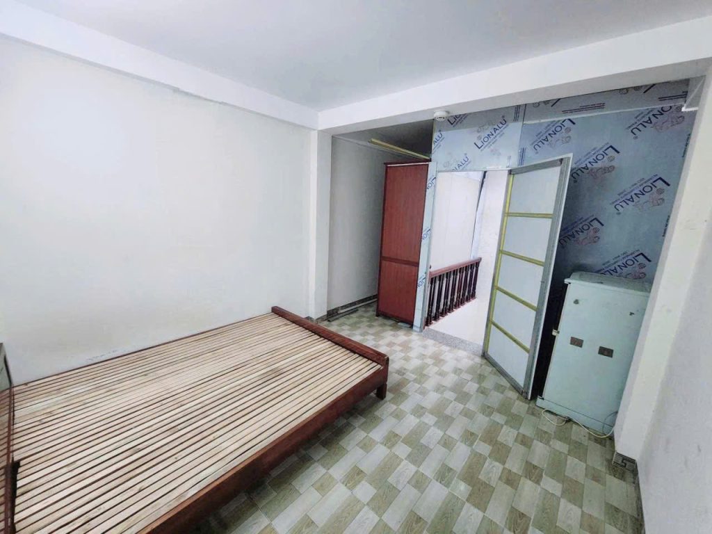 Nhà riêng 35m2 – 3 ngủ – Ngõ 541 Lĩnh Nam (ctvo) - ảnh 8