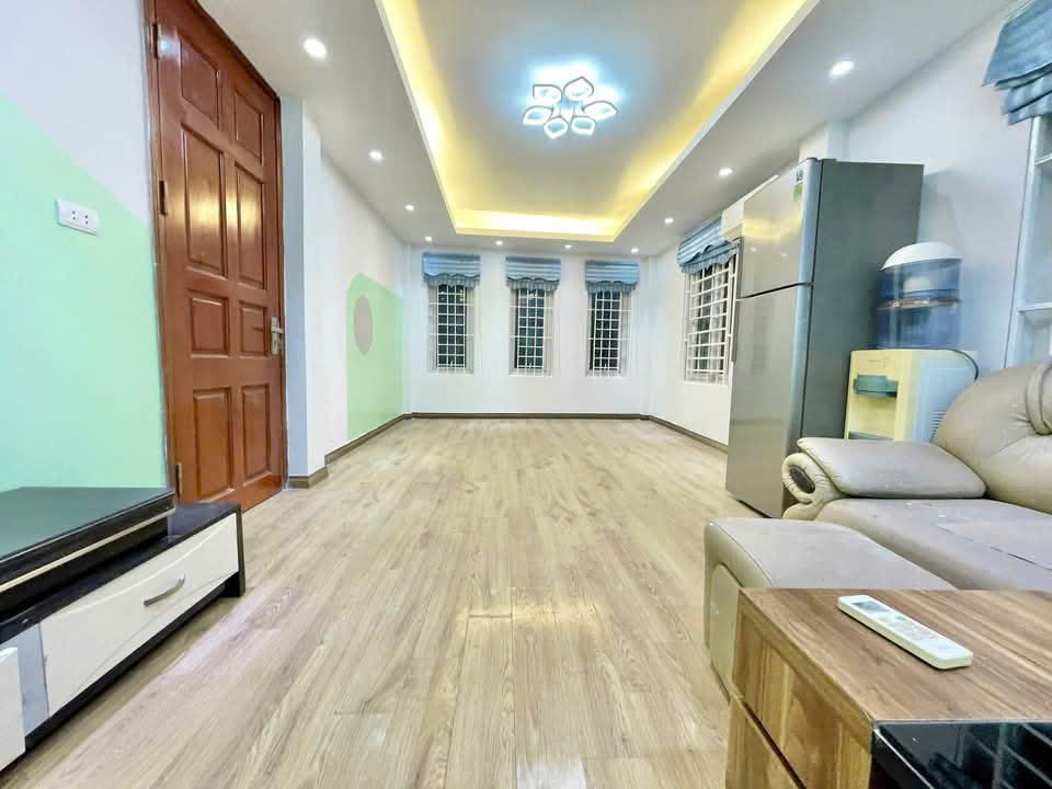 Nhà riêng 40m2 – 5 ngủ – Ngõ 686 Kim Giang (ctvo) - ảnh 6