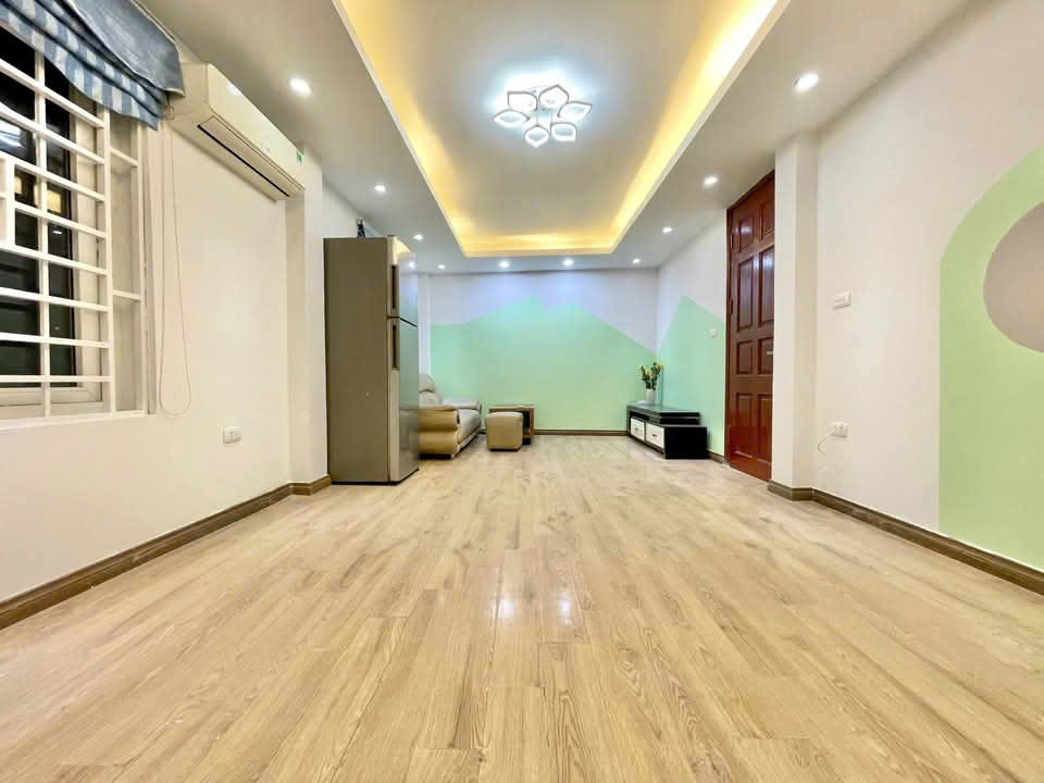 Nhà riêng 40m2 – 5 ngủ – Ngõ 686 Kim Giang (ctvo) - ảnh 7