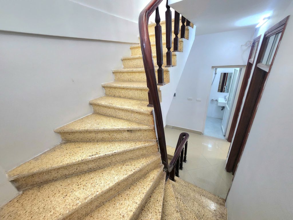 Nhà riêng 40m2 – 5 ngủ – Ngõ 686 Kim Giang (ctvo) - ảnh 12