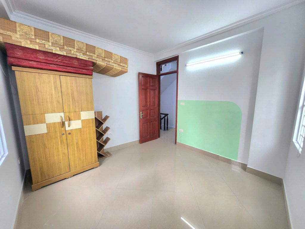 Nhà riêng 40m2 – 5 ngủ – Ngõ 686 Kim Giang (ctvo) - ảnh 13