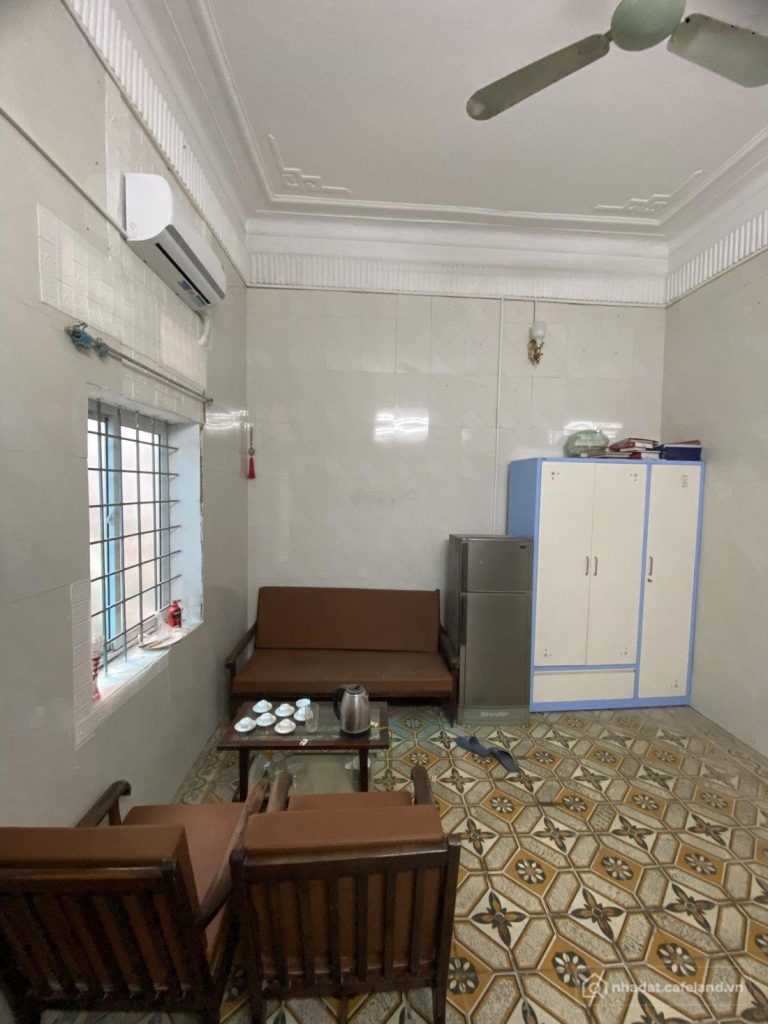 Nhà riêng 50m2 – 3 ngủ – Ngõ 101 Ngõ Quỳnh Tổ 42 Thanh Nhàn (ctvo)