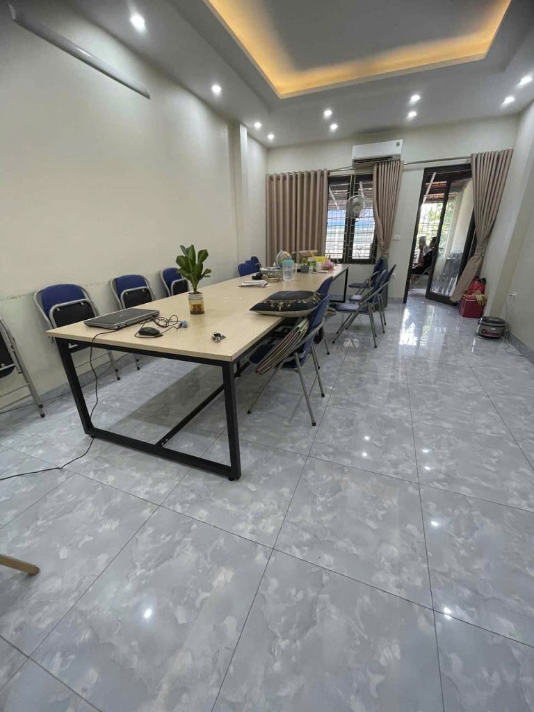 Sàn văn phòng- 80m2- Ngõ 445 Lạc Long Quân