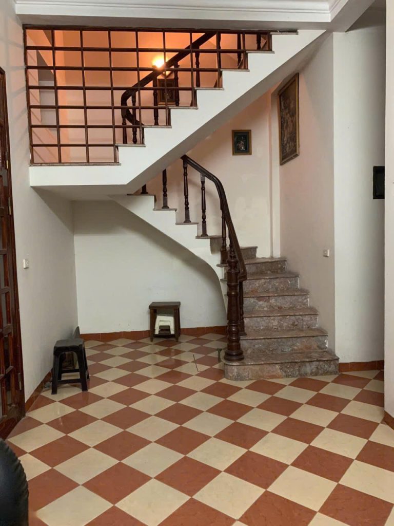 Nhà riêng 43m2- 3 ngủ- Ngõ 39 Âu Cơ