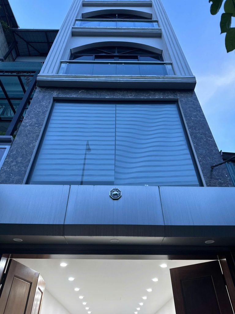 Nhà riêng 60m2- 6 Tầng thông sàn- ngõ 486 Xuân Đỉnh