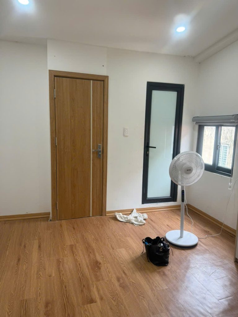 Nhà riêng 25m2 – studio – mặt phố Hàng Cân (ctv1372) - ảnh 8