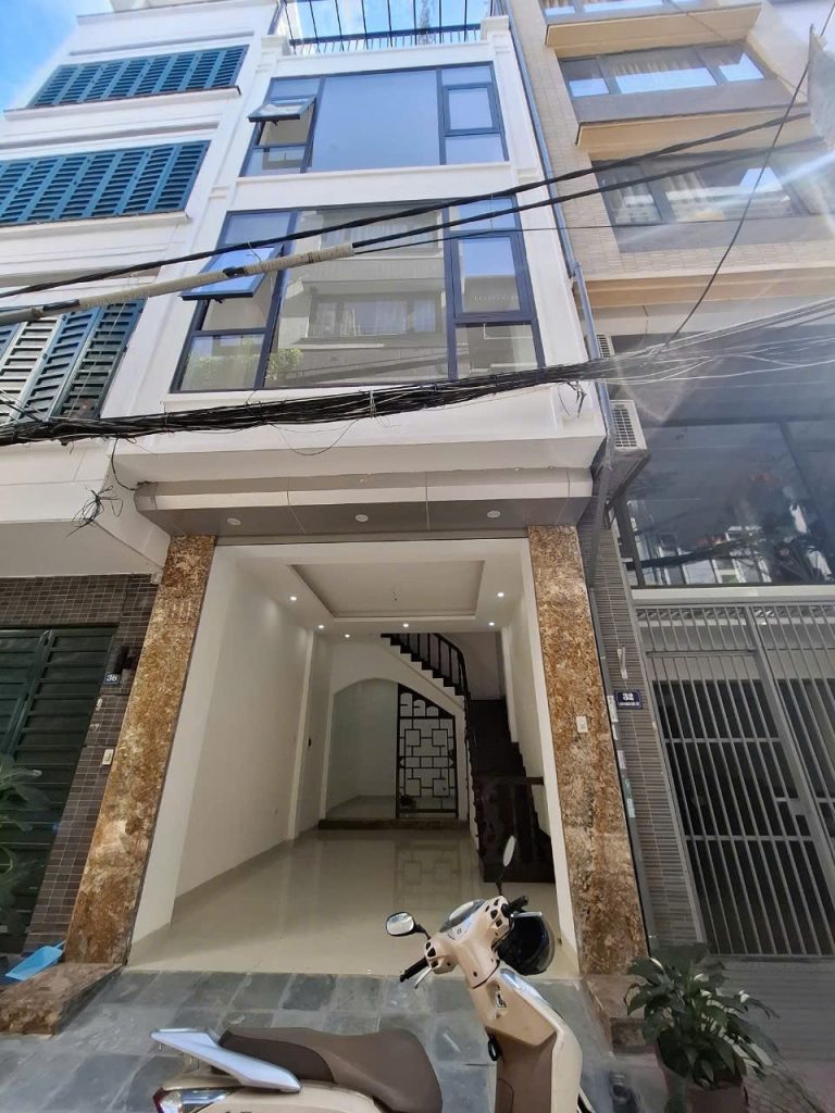 Nhà riêng (văn phòng)- 46m2- 4 Tầng- Ngõ 389 Hoàng Quốc Việt