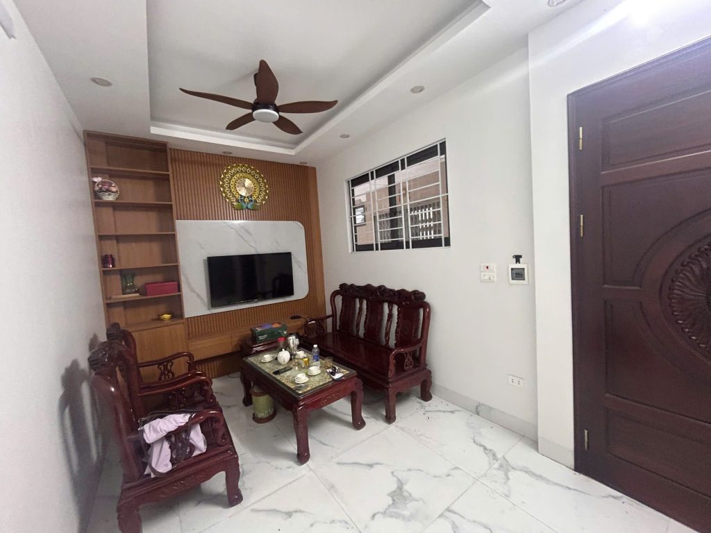 NHÀ RIÊNG 200M2 – 40M2 X 5 TẦNG – ngõ 123 Thuỵ Phương (CTVO)