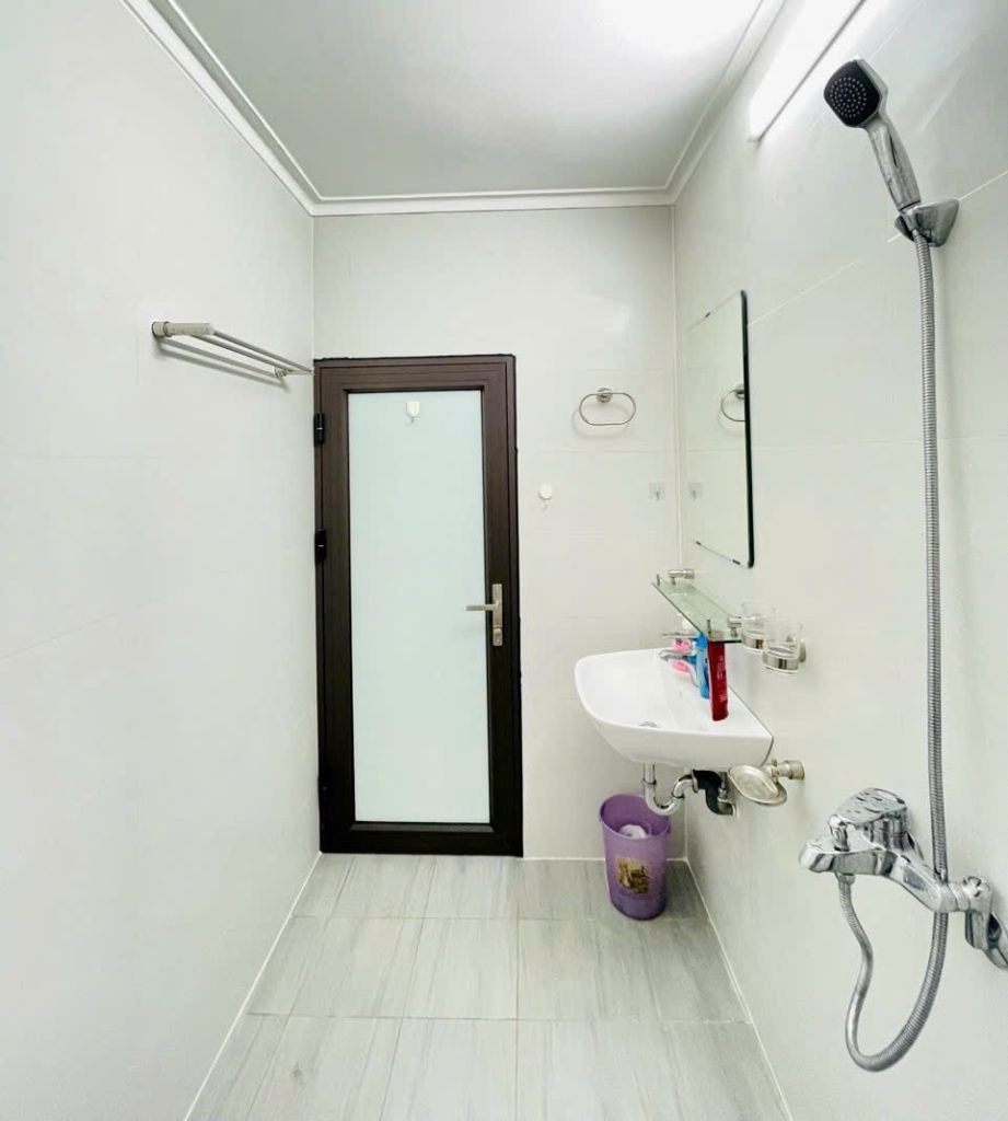 Cho thuê nguyên căn đội cấn 50m x 4 tầng x 15.5tr ,ô tô ngủ ngày đêm cách nhà 15m - ảnh 12