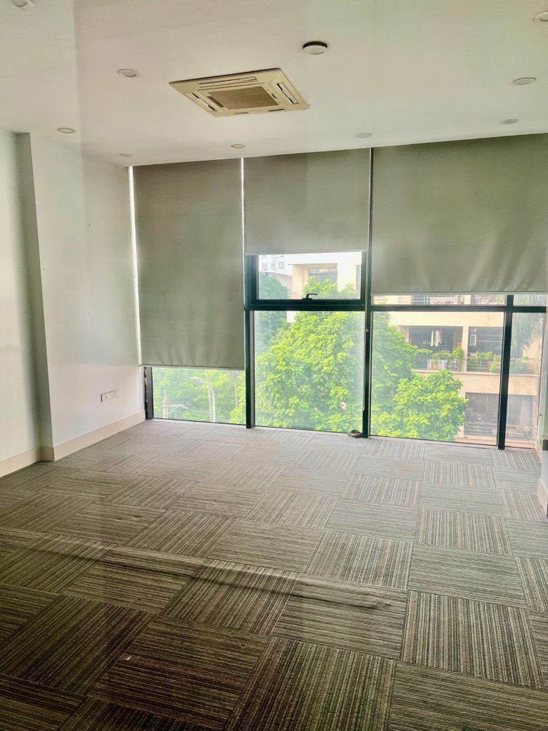 Cho thuê tòa Vp thang máy, mặt phố Lưu Hữu Phước 95m x 20tr