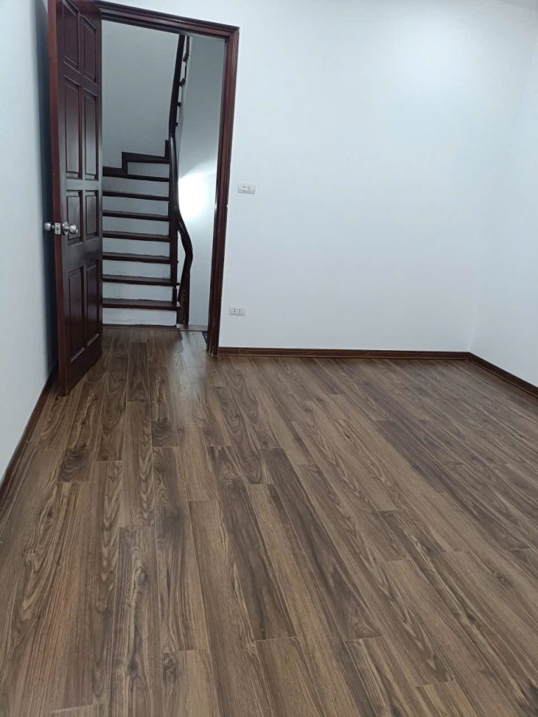Nhà riêng – 34m2 – 3 ngủ – ngõ 639 Hoàng Hoa Thám (ctv8289) - ảnh 5
