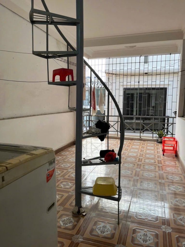Nhà riêng 42m2 – 4 tầng 3 ngủ – Bùi Xương Trạch (ctv6725)