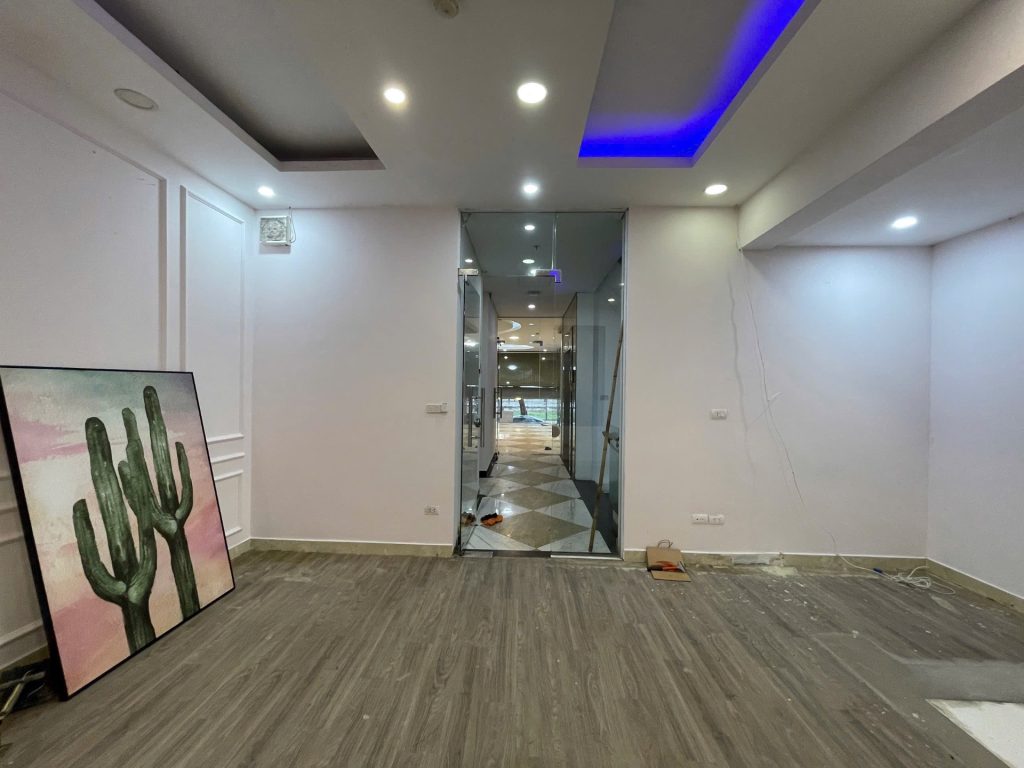 VĂN PHÒNG – 30M² – PHÒNG 102 – QUAN HOA (CTV5672)
